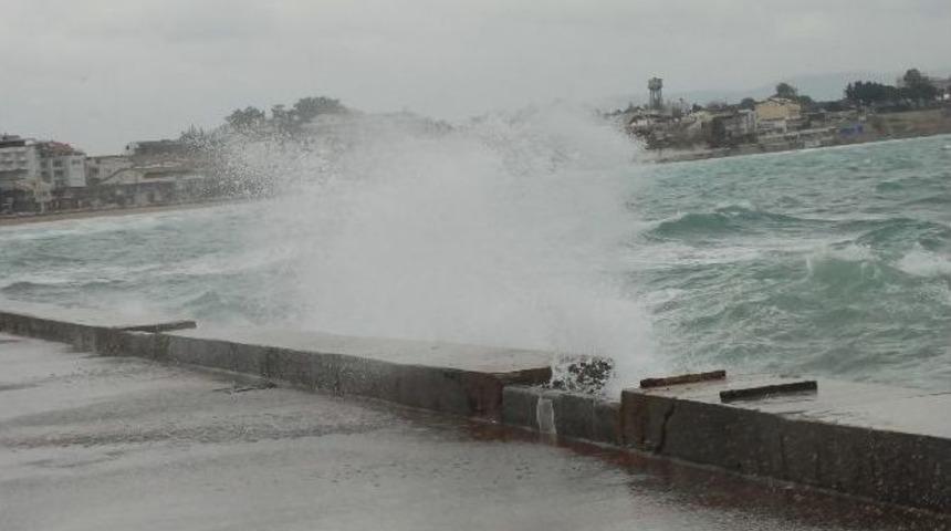 Meteoroloji&rsquo;den Kuvvetli Yağış Ve Fırtına Uyarısı