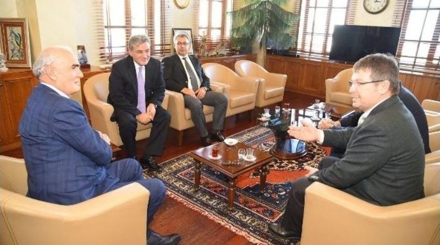 Başkan Yılmaz&rsquo;a Ziyaretler