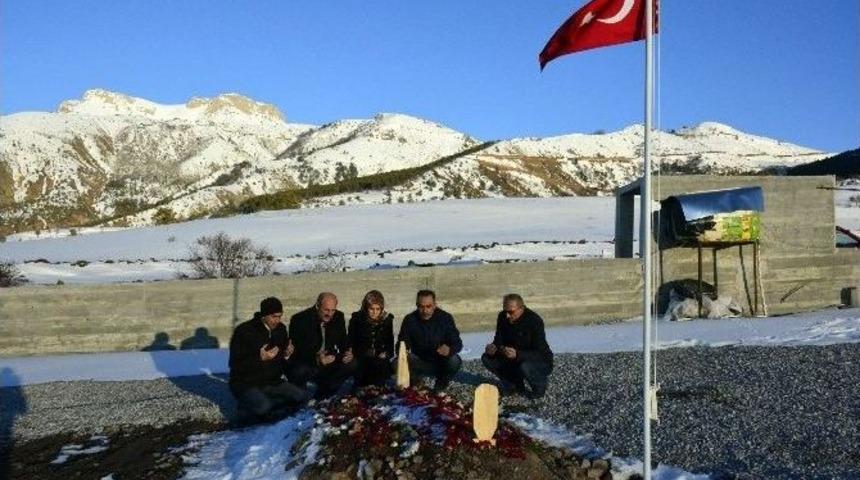 Şehit Babası: &ldquo;bu Vatan İ&ccedil;in, Bu Bayrak İ&ccedil;in Bin Tane Evlat Feda Olsun&rdquo;