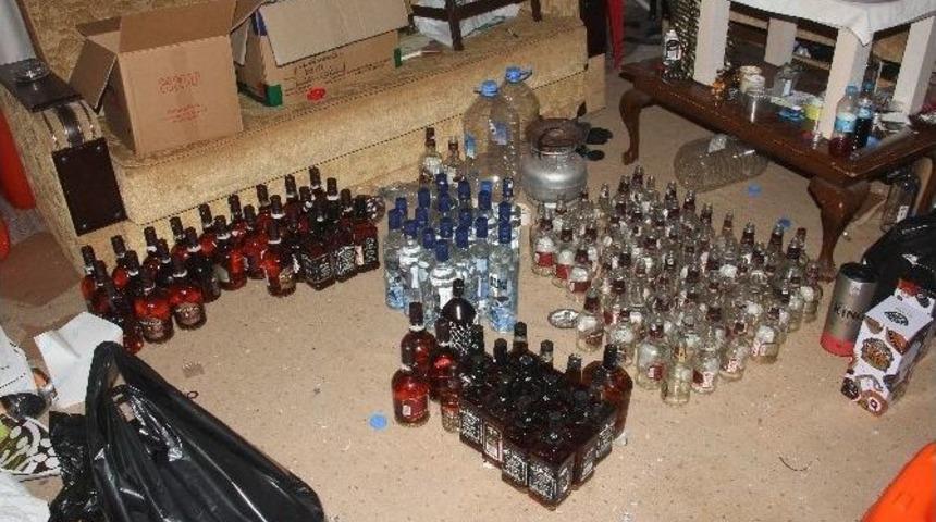 Adana&rsquo;da Ka&ccedil;ak İ&ccedil;ki Operasyonu