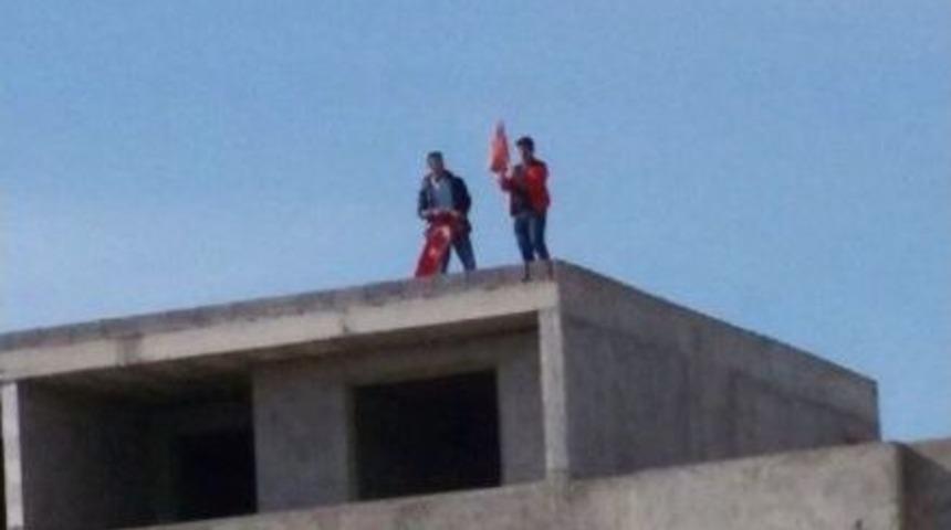 Gen&ccedil;lerin Bayrak Hassasiyeti