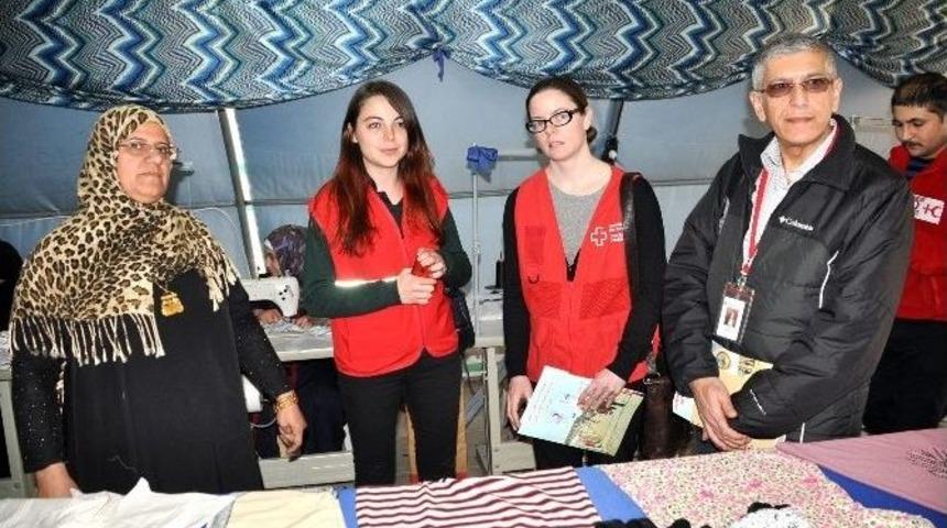 Kanada Kızılha&ccedil; Yetkilileri &Ccedil;adır Kenti Ziyaret Etti