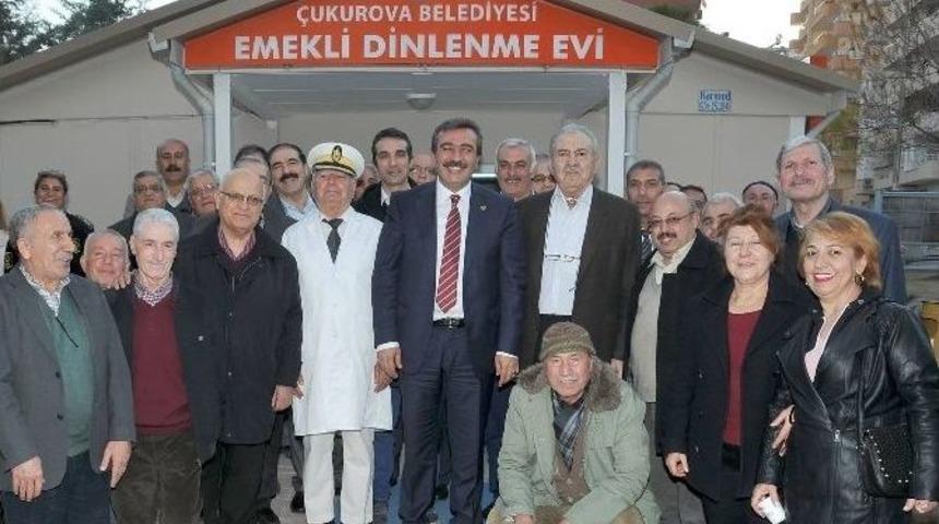 Başkan &Ccedil;etin &Ccedil;ukurova Emekli Evini Ziyaret Etti