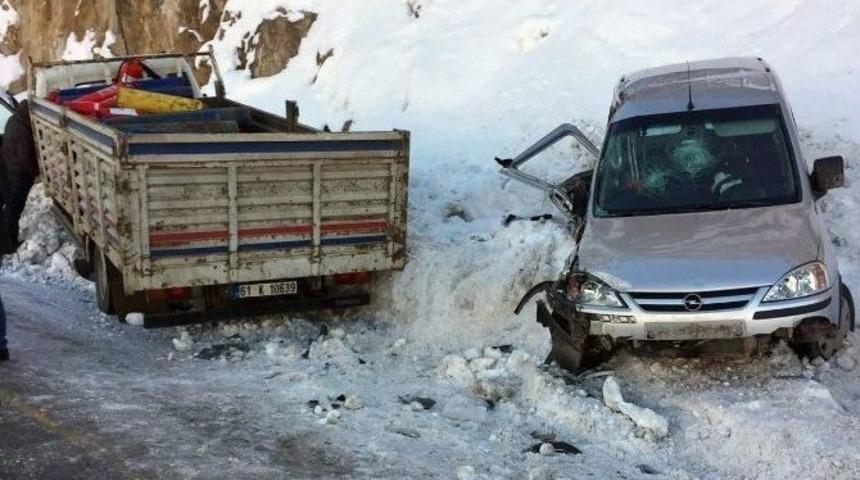 Zigana Dağı&rsquo;nda Kaza: 1 &Ouml;l&uuml;, 2 Yaralı