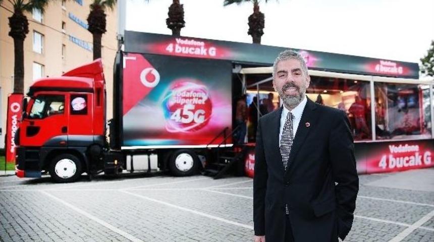 Vodafone “4bucakg” Tır’ının İlk Durağı İzmir Oldu