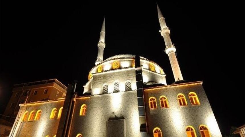 Pamukkale&rsquo;de Camiler Aydınlatılacak