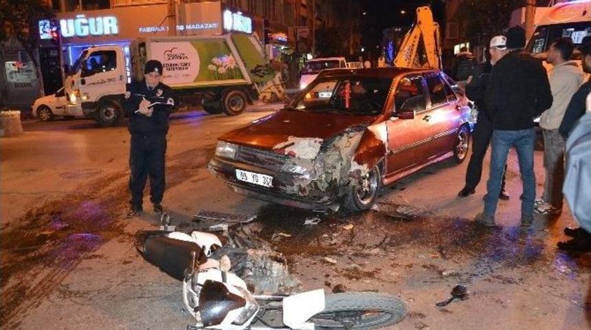 Nazilli&rsquo;de Trafik Kazası:1 Yaralı