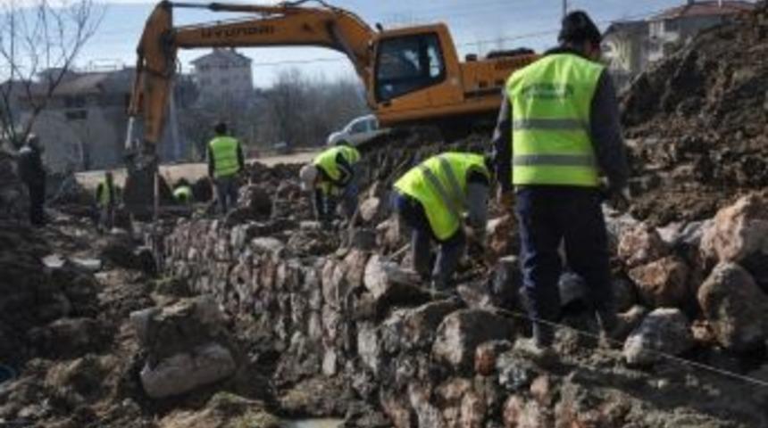 Kartepe&rsquo;de İbadethanelere &Ccedil;evre D&uuml;zenleme &Ccedil;alışması Başlatıldı