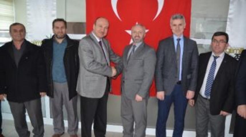 Gemlik Belediyesi&rsquo;nde Toplu S&ouml;zleşme G&ouml;r&uuml;şmelerinde Mutlu Son