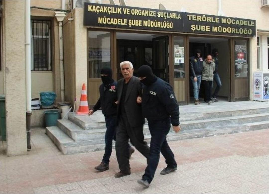 &Ouml;zy&ouml;netim İlan Etmeye Hazırlanan Pkk&rsquo;lılar Silahlarıyla Birlikte Yakalandı