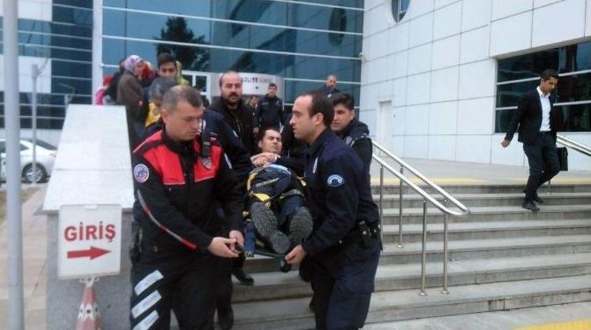 Adliyede Yumruklar Konuştu: 1’i Polis 2 Yaralı