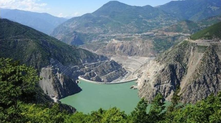 Deriner Barajı Enerji &Uuml;retimi 3,5 Milyar Kwh&rsquo;yi Ge&ccedil;ti