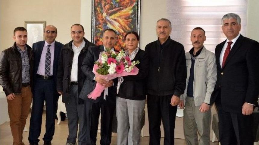 Elektrik M&uuml;hendisleri Odası&rsquo;ndan Akdeniz Belediyesi&rsquo;ne Ziyaret