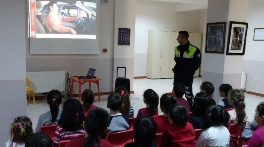 Kreş &Ouml;ğrencilerine Trafik Dersi