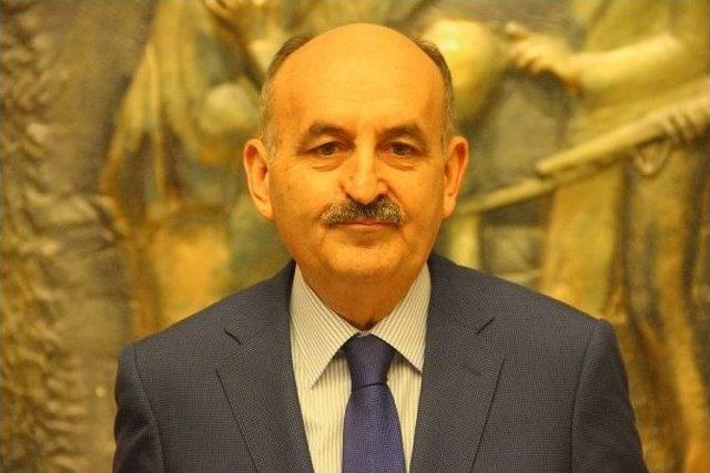 Bakan Müezzinoğlu, Gaziantep Valiliğini Ziyaret Etti