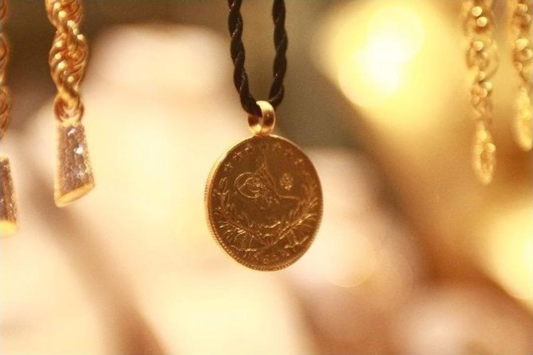 Sevgililer G&uuml;n&uuml;&rsquo;nde Tektaş Yerine Osmanlı Tuğrası