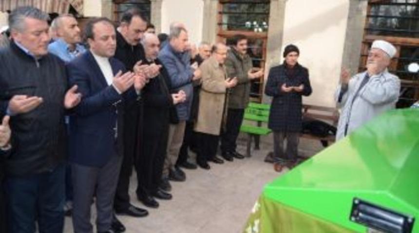 Trabzon İnşaat&ccedil;ılar Odası Ve Faal Emlak&ccedil;ılar Derneği Başkanı Ayhan Taflan&rsquo;ın Anne Acısı