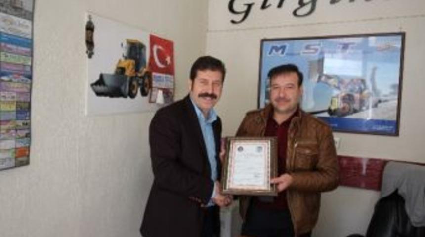 Sındırgı&rsquo;da Ruhsat Esnafın Ayağına Gidiyor