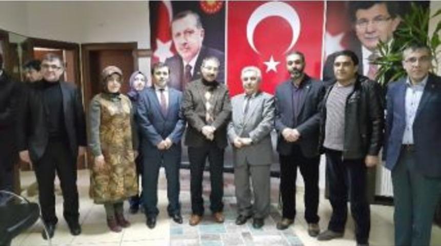 İl M&uuml;ft&uuml;s&uuml; Akın&rsquo;dan Ak Parti&rsquo;ye Ziyaret