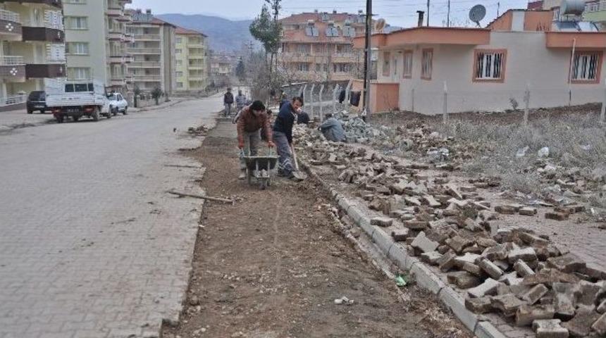 Bozulan Yollar Yapılmaya Başlandı