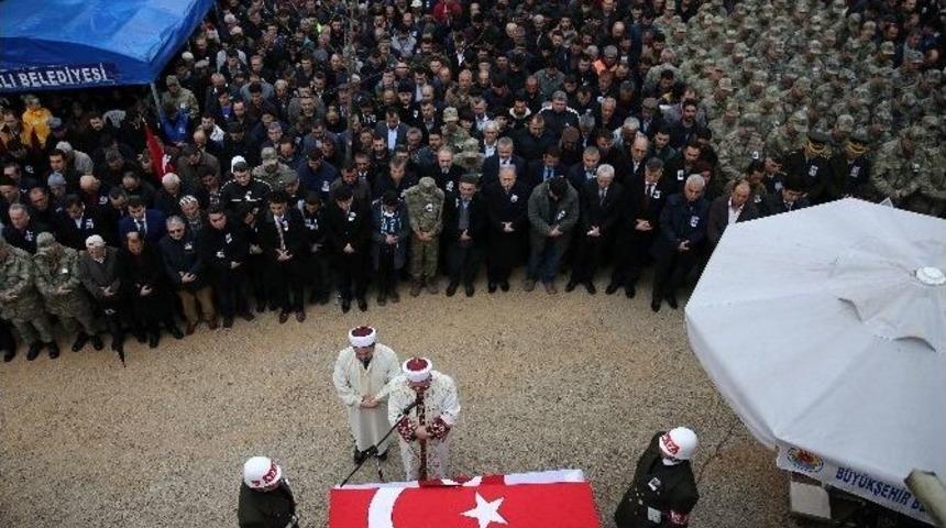 Adanalı Şehidi 5 Bin Kişi Uğurladı