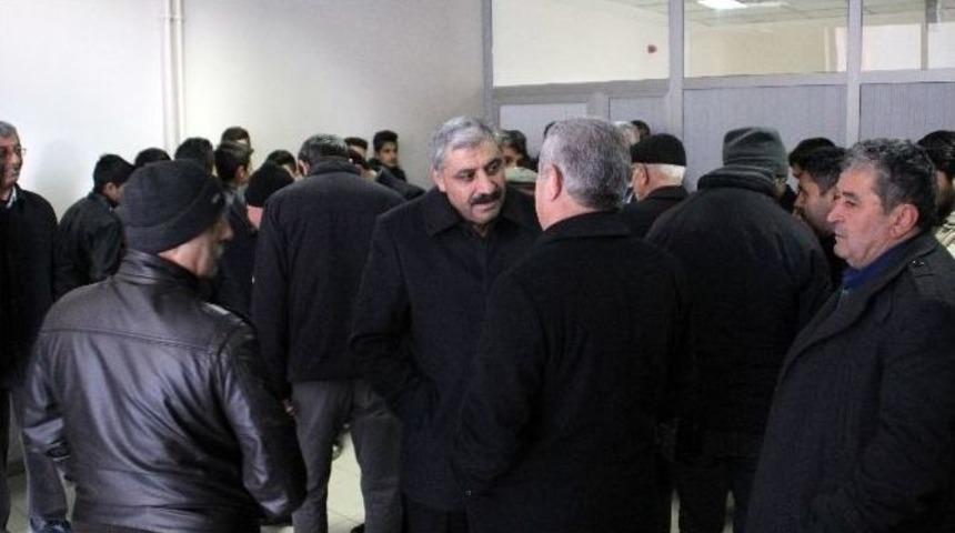 Y&uuml;ksekova&rsquo;da Olaylar Sırasında &Ouml;len Gencin Otopsi İşlemleri Yapıldı