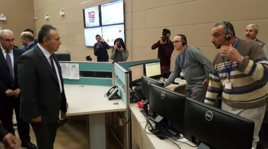 Vali Ali Fidan 112 &Ccedil;ağrı Merkezini İnceledi