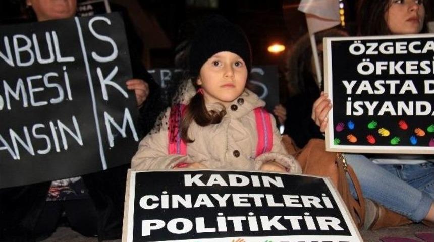 Özgecan Aslan İçin Oturma Eylemi