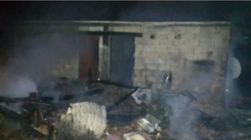 &Ccedil;atalzeytin&rsquo;de Bir Ev K&uuml;l Oldu