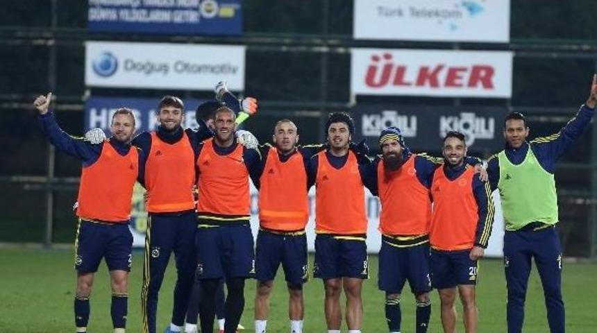 Fenerbahçe, Kasımpaşa Maçı Hazırlıklarını Tamamladı