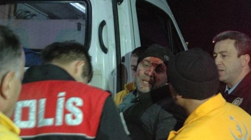 &Ccedil;aldıkları Ara&ccedil;la Polisten Ka&ccedil;an Şahıslar Kaza Yaptı