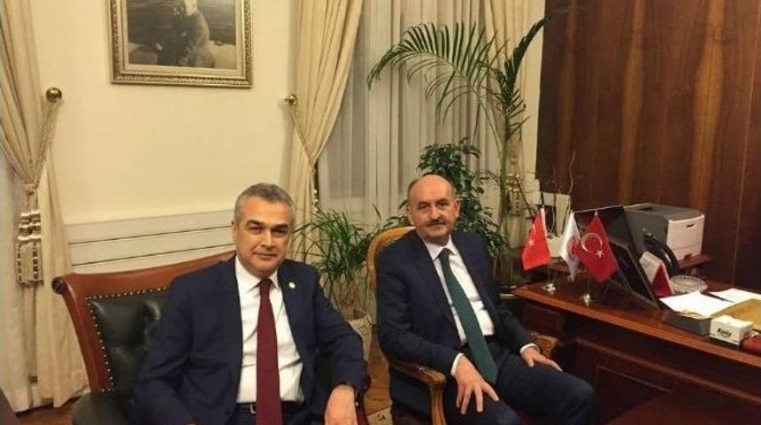 Savaş&rsquo;tan Aydınlılara Şehir Hastanesi M&uuml;jdesi