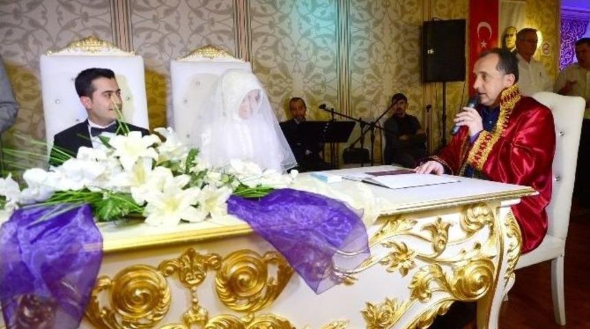 14 Şubat Sevgililer G&uuml;n&uuml;&rsquo;nde Nikah Yoğunluğu