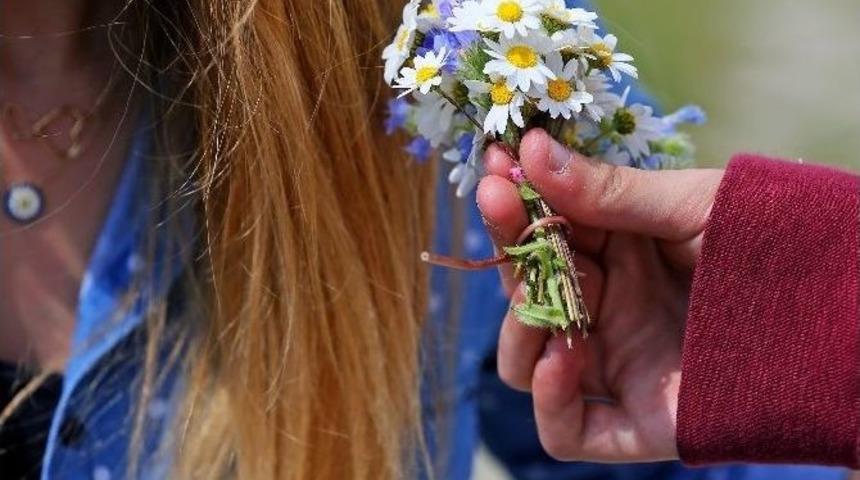 Ger&ccedil;ek Sevgililere Her G&uuml;n 14 Şubat