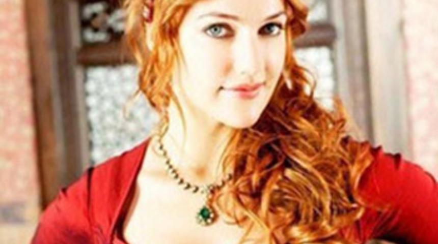 Meryem Uzerli ( H&uuml;rrem ) nasıl &uuml;nl&uuml; oldu?