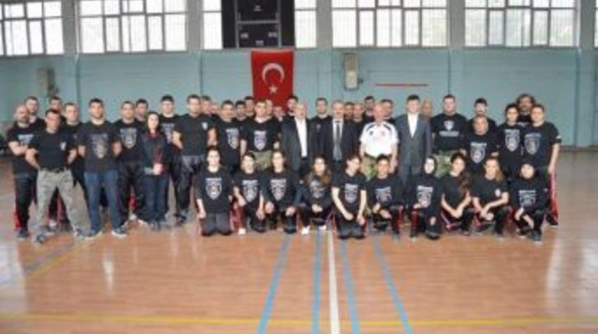 D&uuml;nya Yakın Savunma Federasyonu Tavşanlı&rsquo;da Eğitim Kampı D&uuml;zenliyor