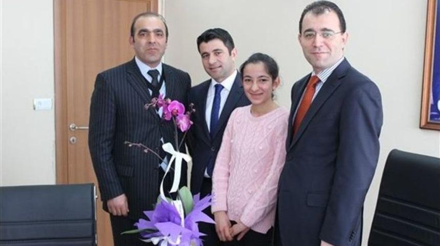 Selim Teog 1 De İl&ccedil;eler Arası Birinci Oldu