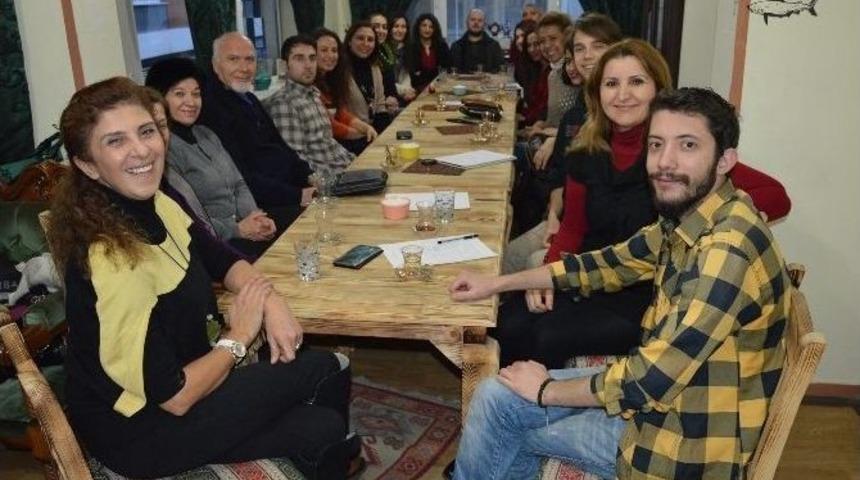 G&ouml;r&uuml;yorsak Duyuyorsak Sorumluyuz!