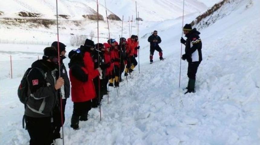 Afad Dağcı Ekibi, Erzurum&rsquo;da &Ccedil;ığ Tatbikatına Katıldı