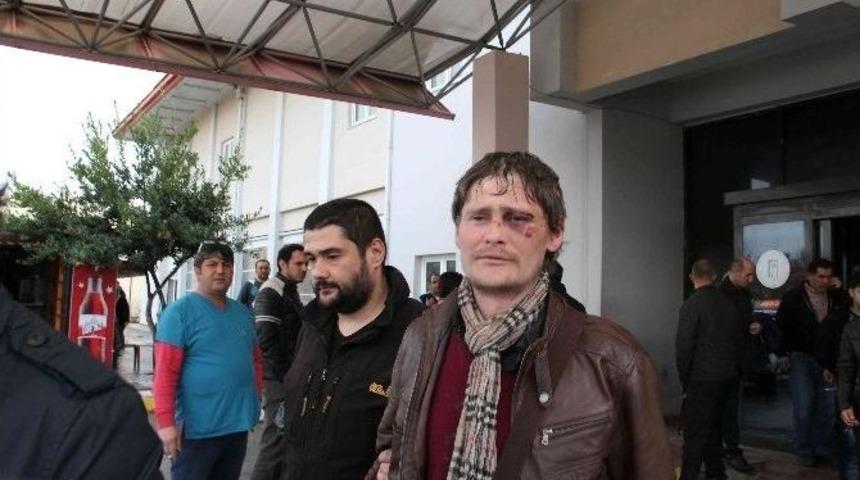 İnterpolin Aradığı Rus Fethiyede İ&ccedil;ki &Ccedil;alarken Yakalandı