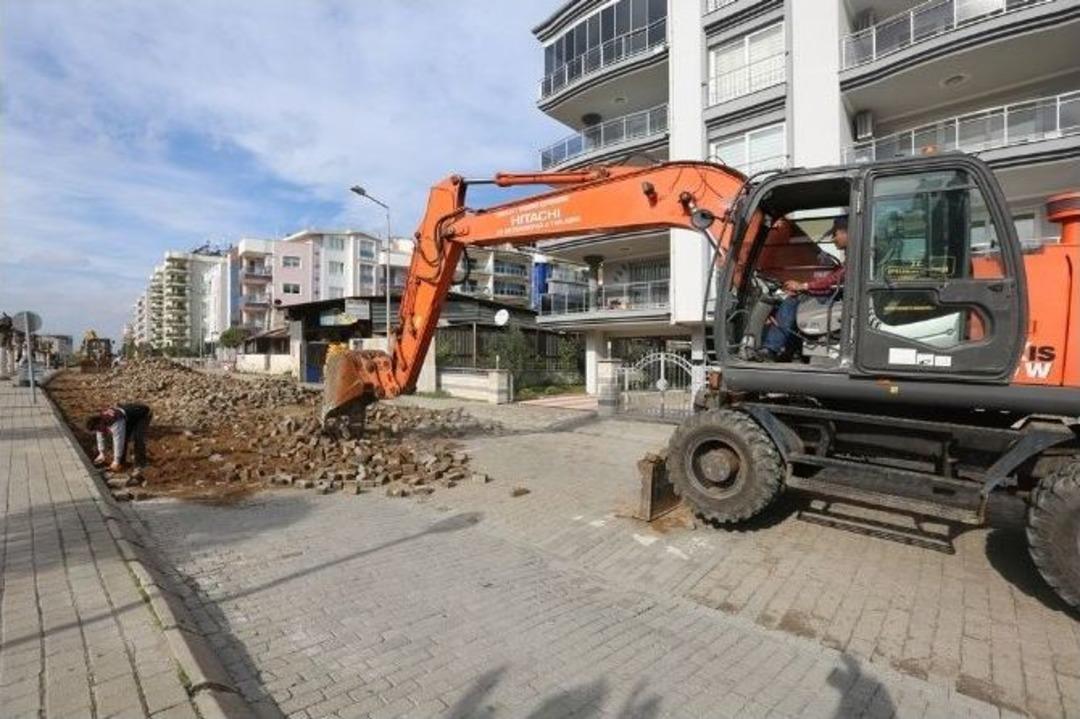 Efeler Belediyesi&rsquo;nden Yol Hamlesi