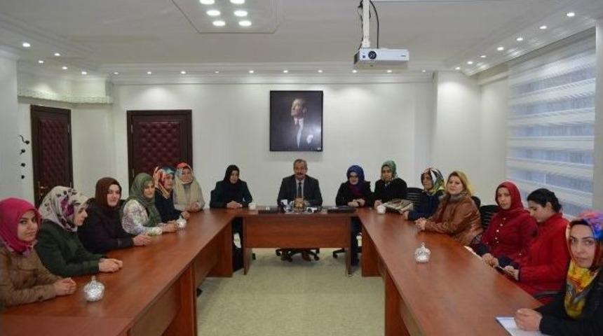 Ak Parti Kadın Kollarından Başkan Necati G&uuml;rsoy&rsquo;a Ziyaret