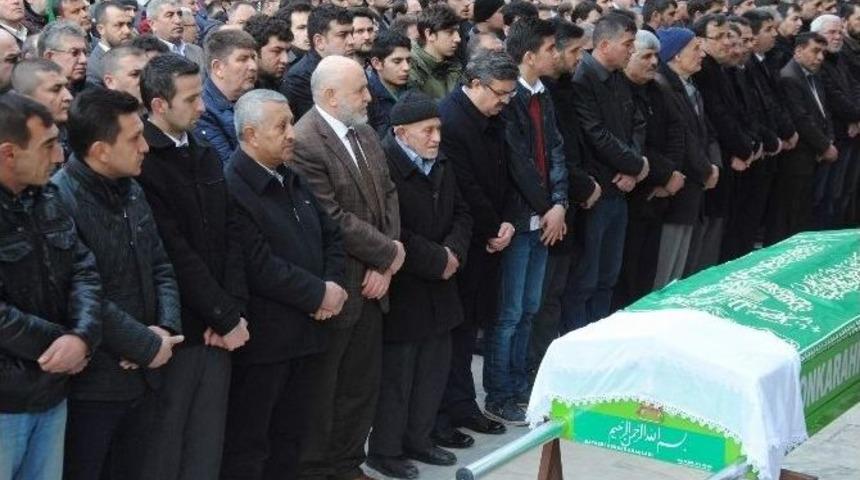 Ak Parti Afyonkarahisar Eski İl Başkanı Mehmet Zeybek&rsquo;in Acı G&uuml;n&uuml;