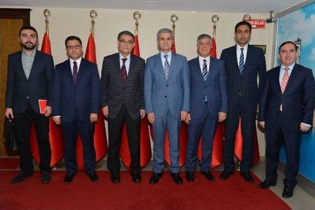 Eski Bakan Güçlü’den Akpınar’a Ziyaret