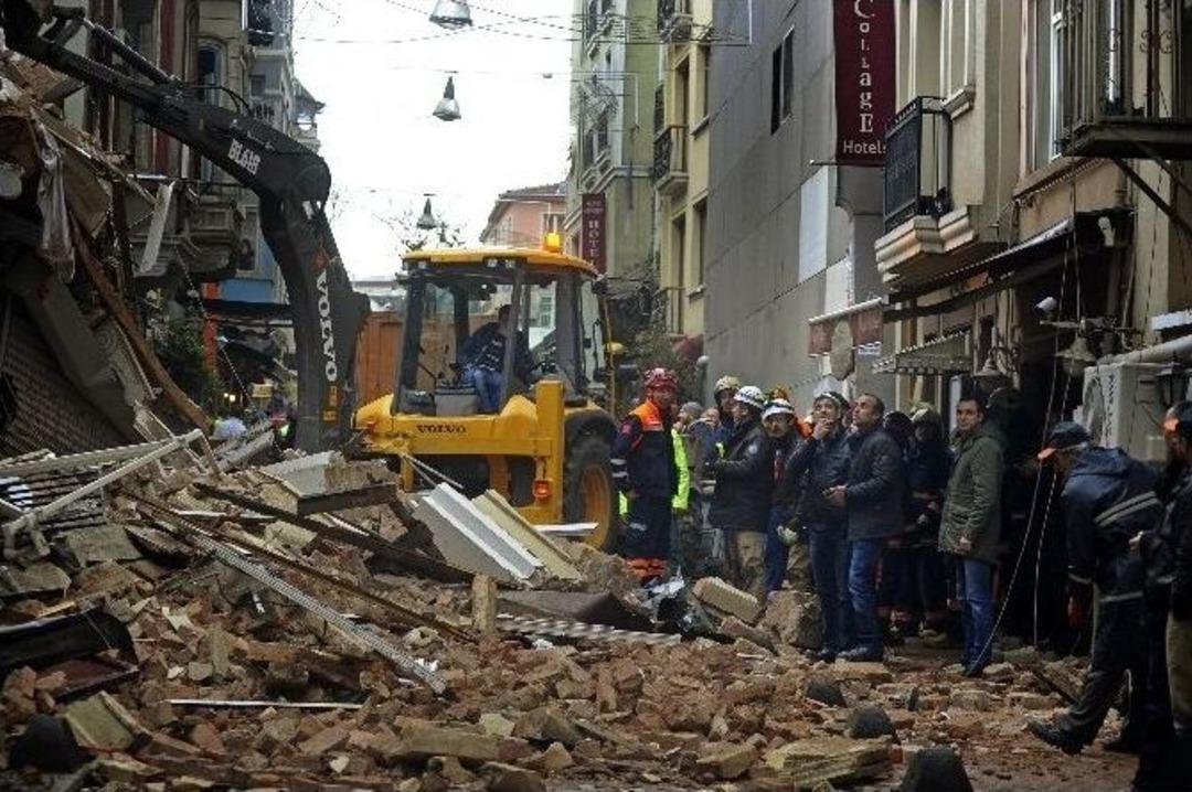 Vali Vasip Şahin: &ldquo;ilk Aldığımız Bilgi İ&ccedil;eride Hi&ccedil; Kimsenin Olmadığı Şeklindedir&rdquo;