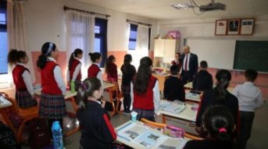 Başkandan Okullara Ziyaret