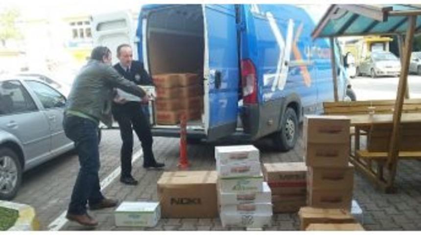 Cizre&rsquo;deki Polislere Gıda Ve Giyim Malzemesi G&ouml;nderildi