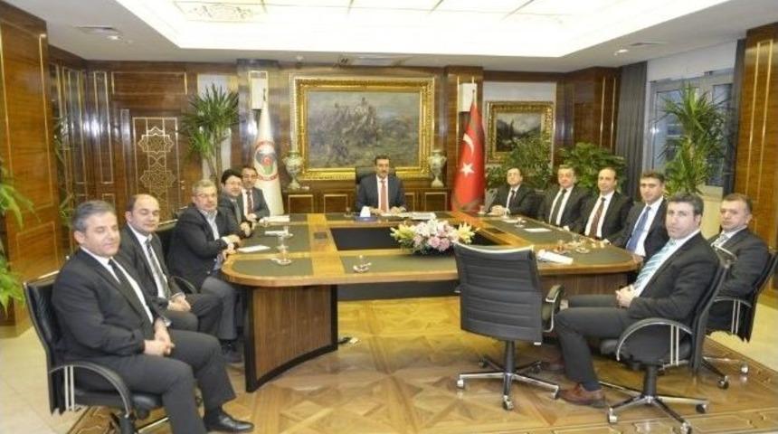 Prof. Dr. Ahmet Kızılay, Bakan T&uuml;fenkci&rsquo;yi Ziyaret Etti