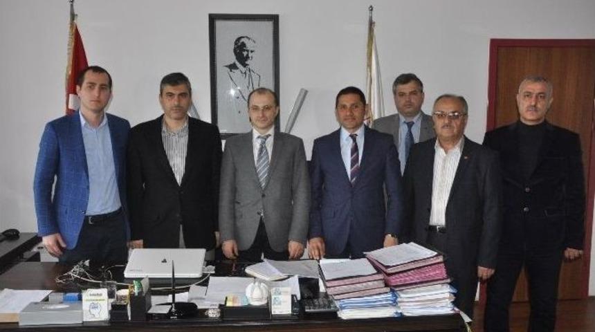 Ak Parti Merkez İl&ccedil;eden Başhekime "hayırlı Olsun" Ziyareti