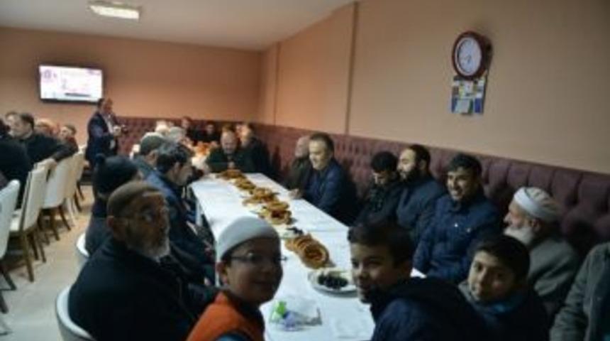 İneg&ouml;l&rsquo;de &ldquo;bereket Sofrası&rdquo;